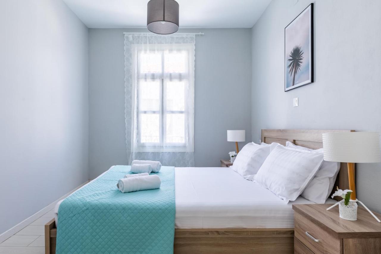 Helios Lovely Apartment สโกเปลอสทาวน์ ภายนอก รูปภาพ