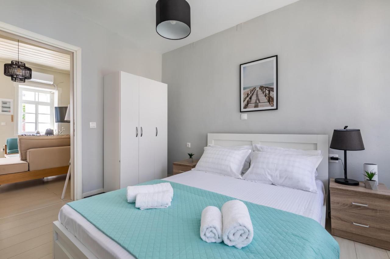 Helios Lovely Apartment สโกเปลอสทาวน์ ภายนอก รูปภาพ