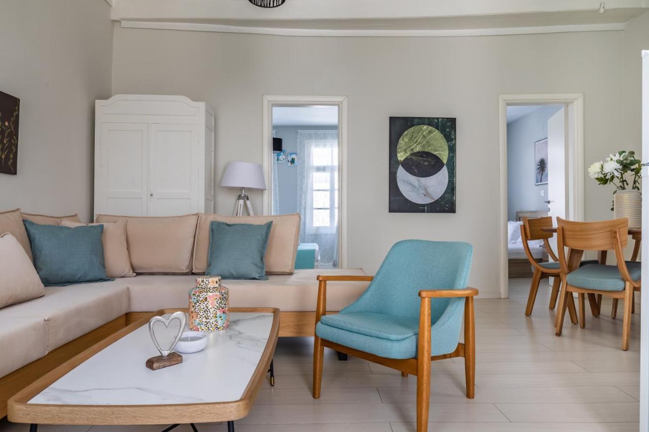 Helios Lovely Apartment สโกเปลอสทาวน์ ภายนอก รูปภาพ